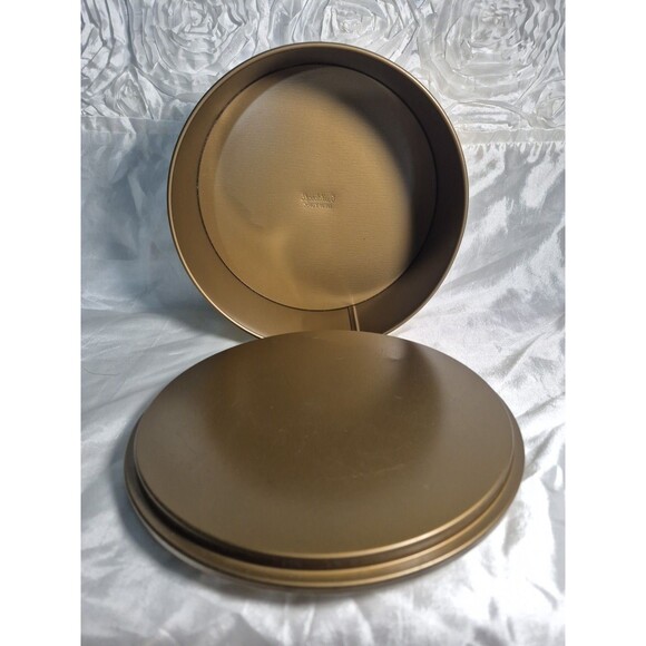 Vintage Guildcraft Gold Embossed Grapevine And Leaf Tin - Picture 12 of 16